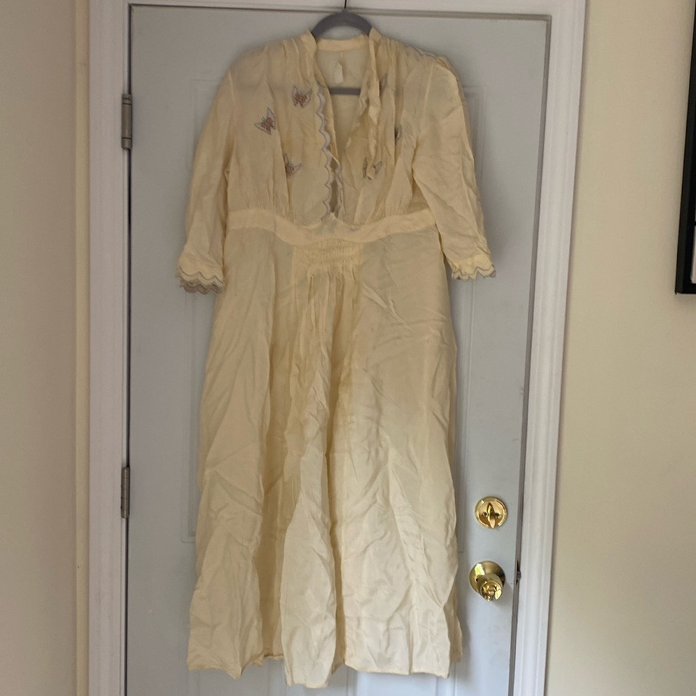 Vintage dress with butterfly embroidery